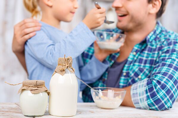 The diet requires the preparation of the body by gradually adding kefir to the diet